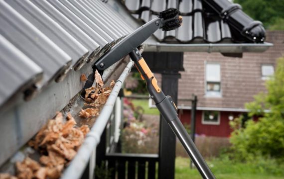 gutter cleaning tools